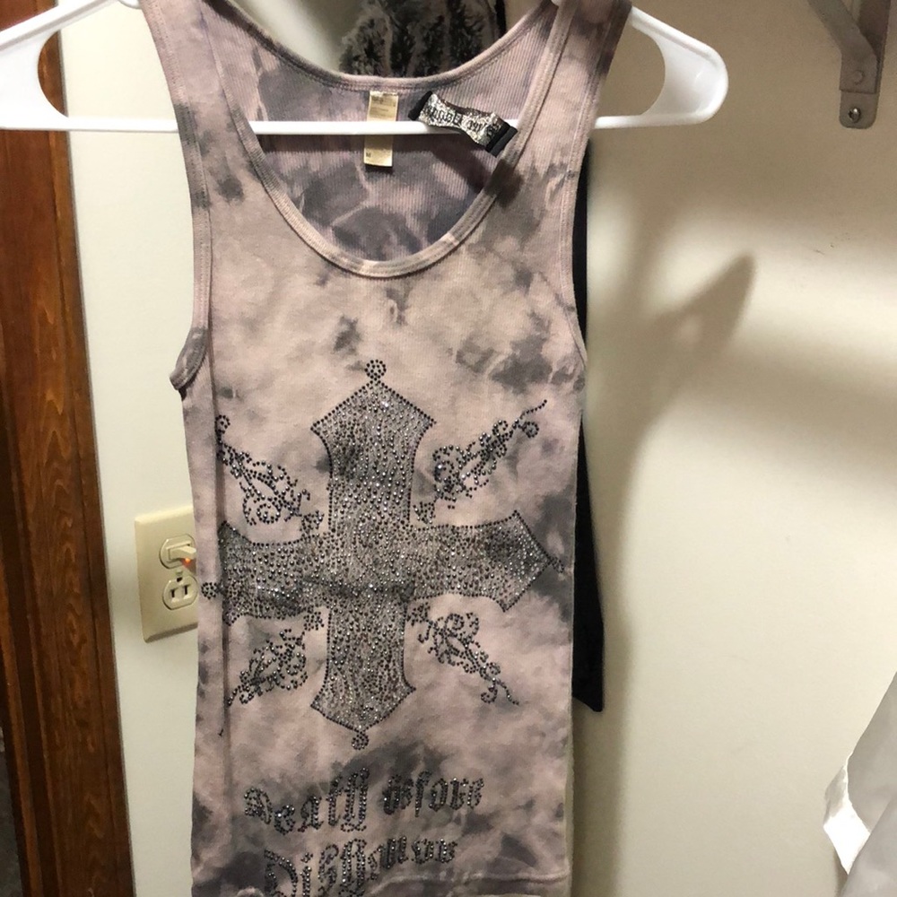Silver dagger tank top size medium from buckle
